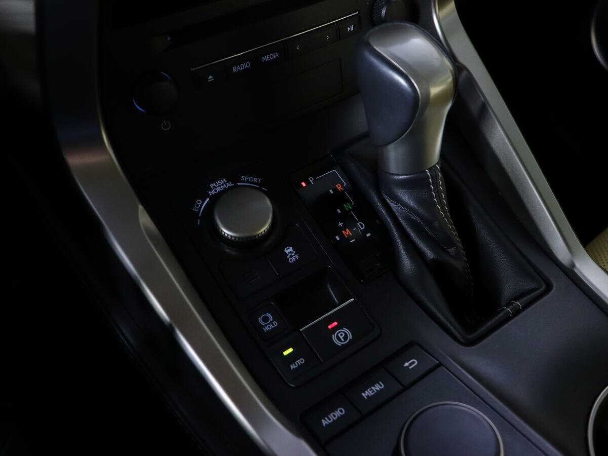 Купить Lexus NX с пробегом. Фото: #14