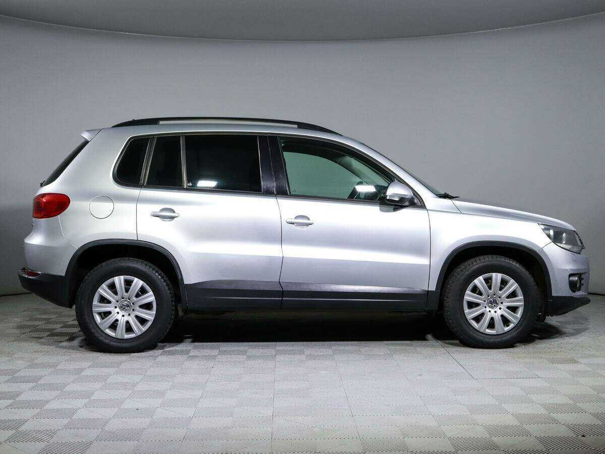 Купить Volkswagen Tiguan с пробегом. Фото: #3