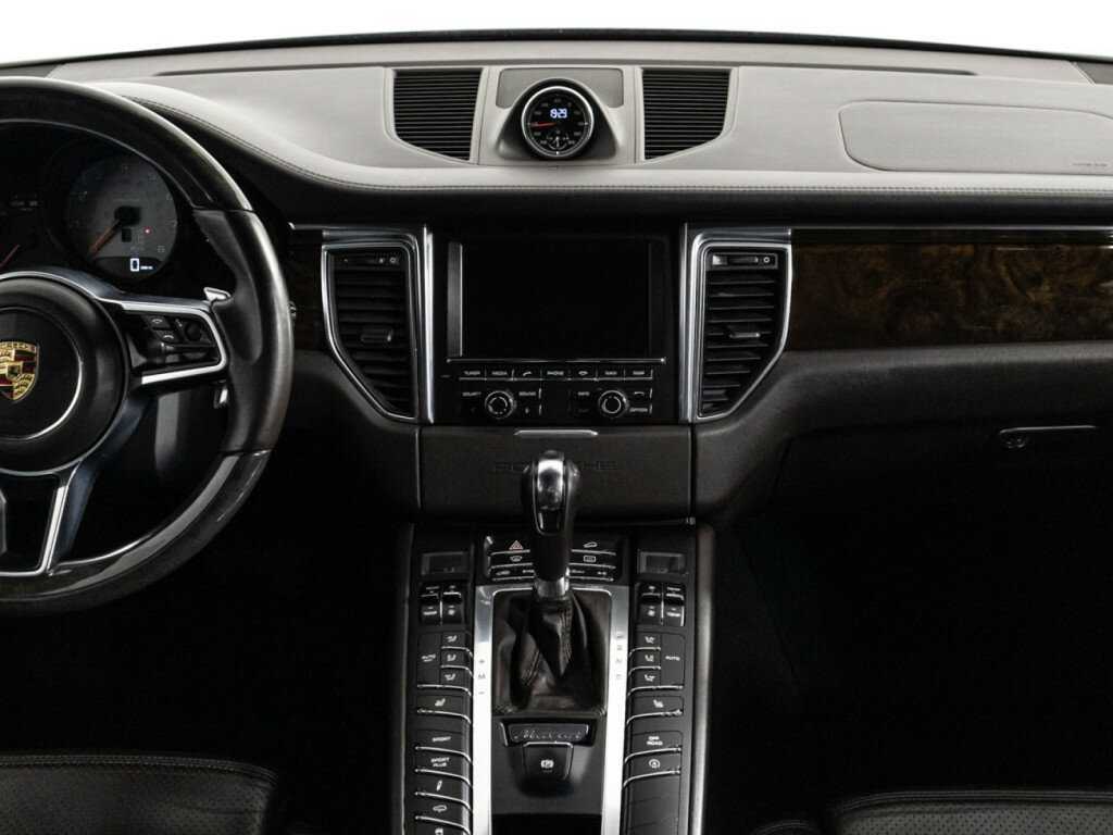 Купить Porsche Macan с пробегом. Фото: #13