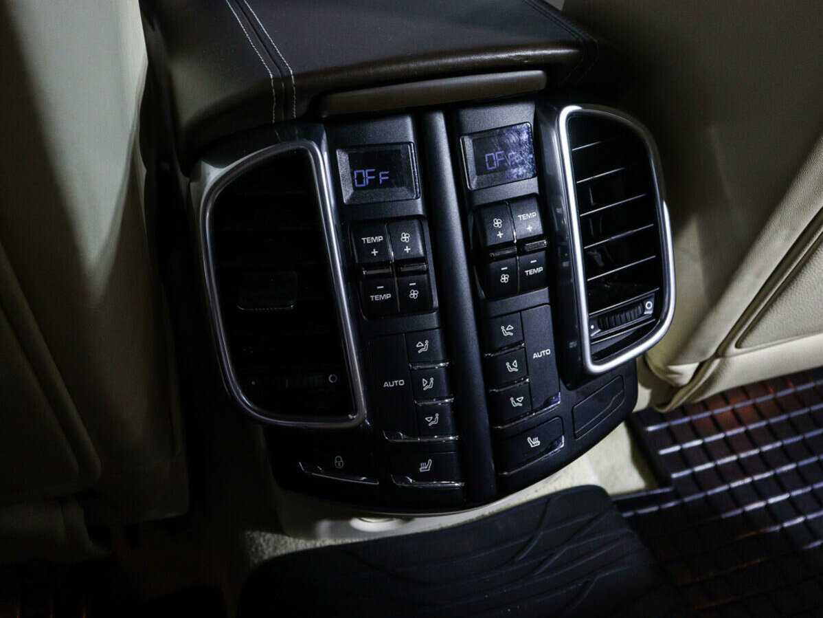 Купить Porsche Cayenne с пробегом. Фото: #13
