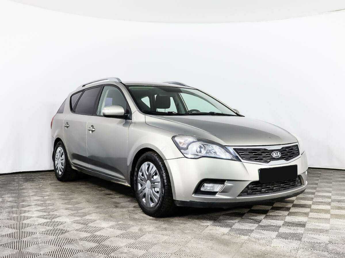 Купить Kia Ceed с пробегом. Фото: #2