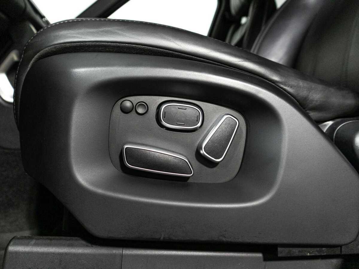 Купить Land Rover Range Rover с пробегом. Фото: #17