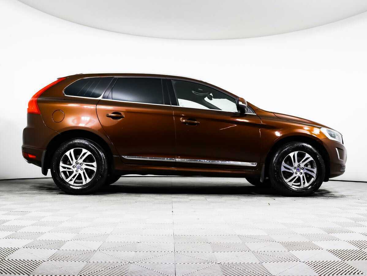 Купить Volvo XC60 с пробегом. Фото: #3