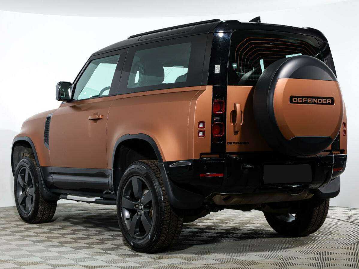Купить Land Rover Defender с пробегом. Фото: #3