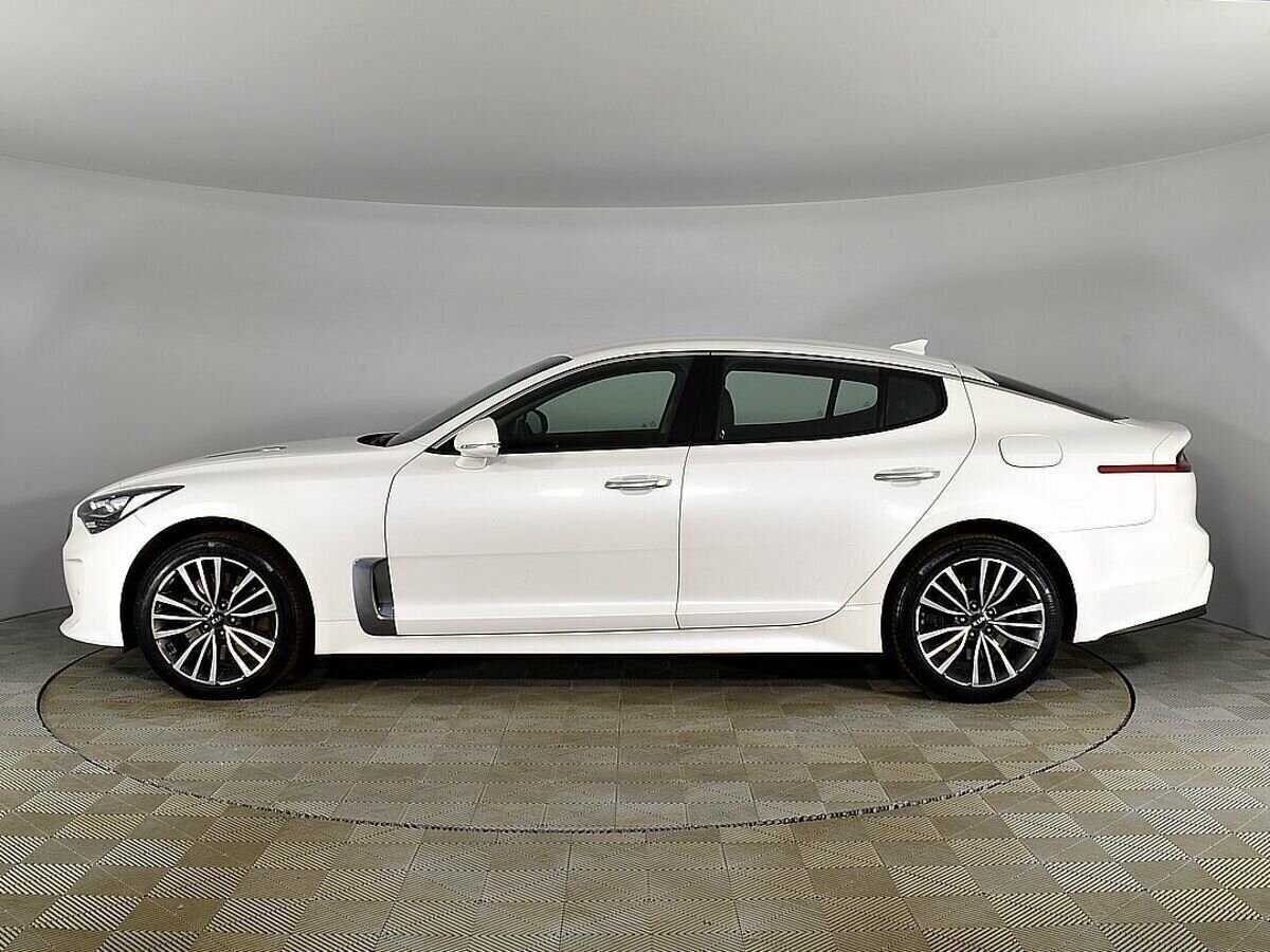 Купить Kia Stinger с пробегом. Фото: #4