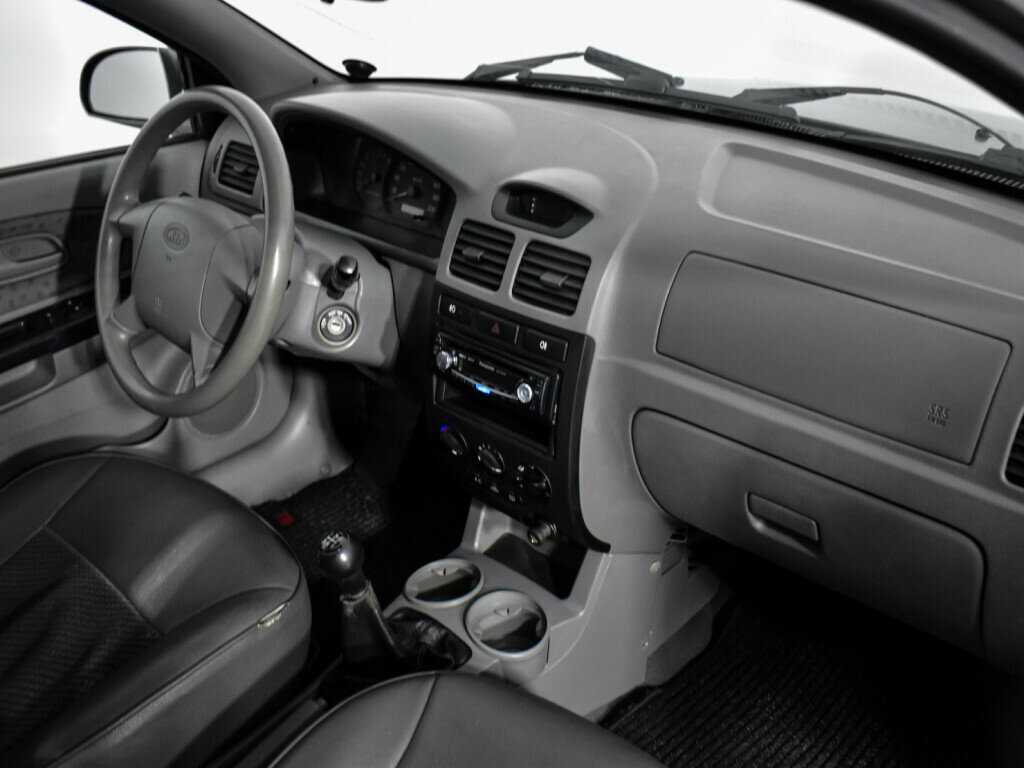 Купить Kia Rio с пробегом. Фото: #9