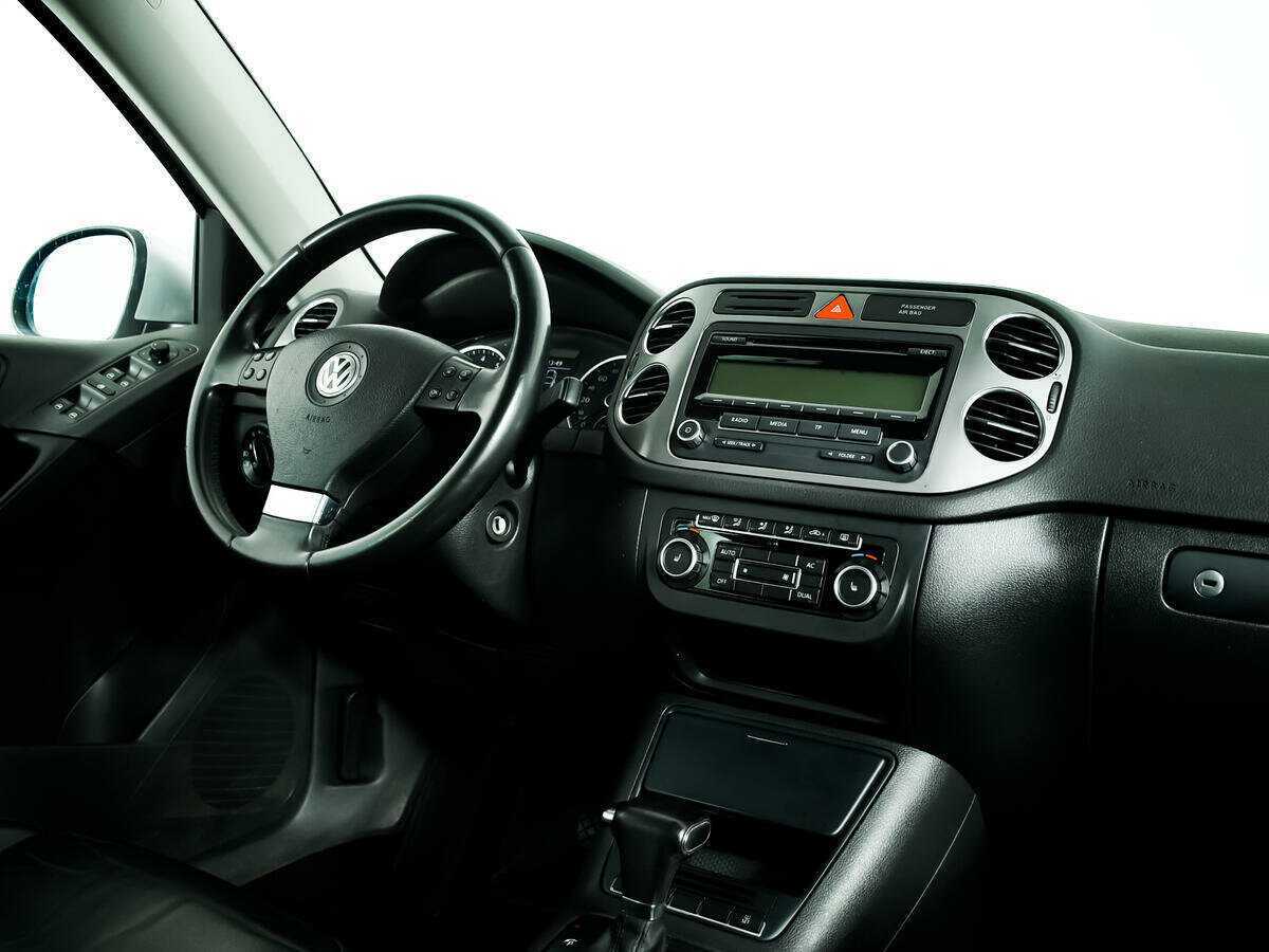 Купить Volkswagen Tiguan с пробегом. Фото: #6