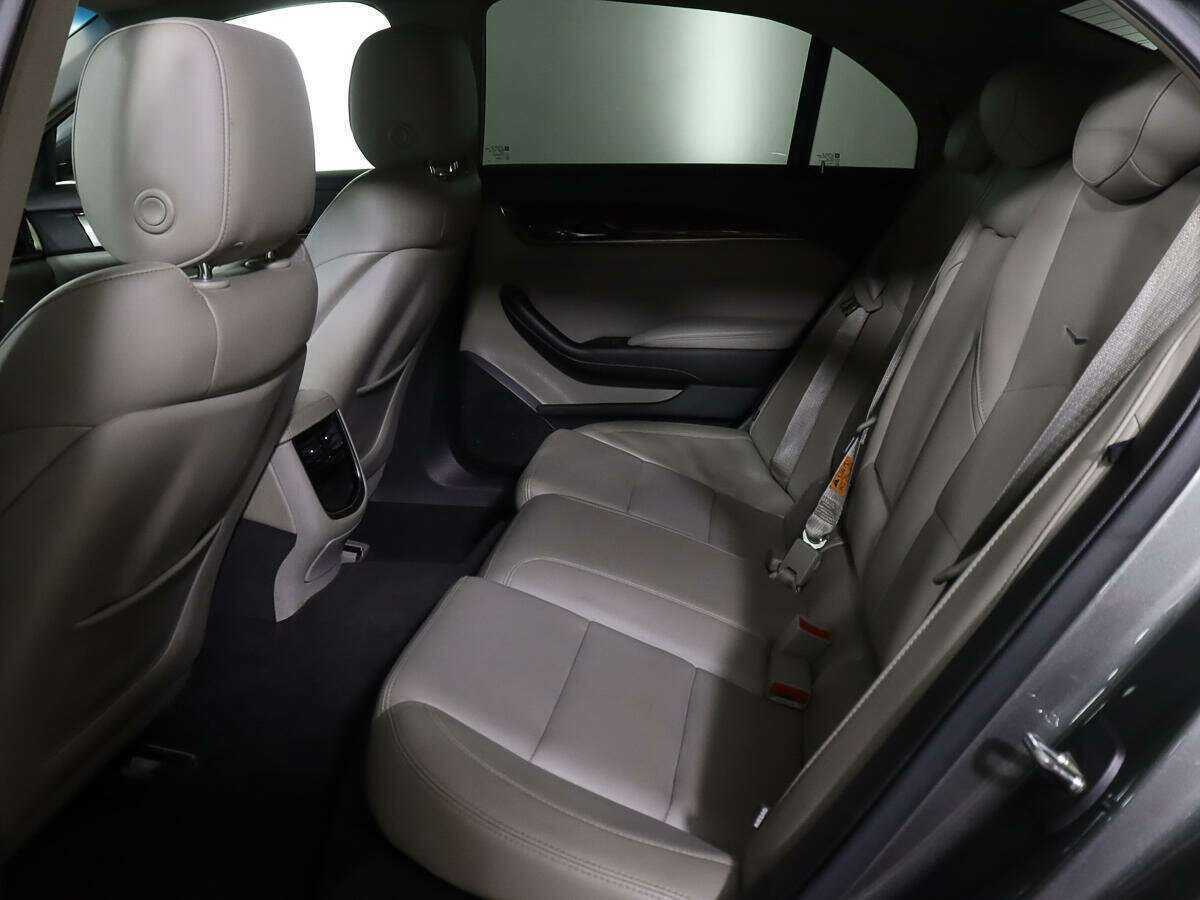 Купить Cadillac CTS с пробегом. Фото: #8