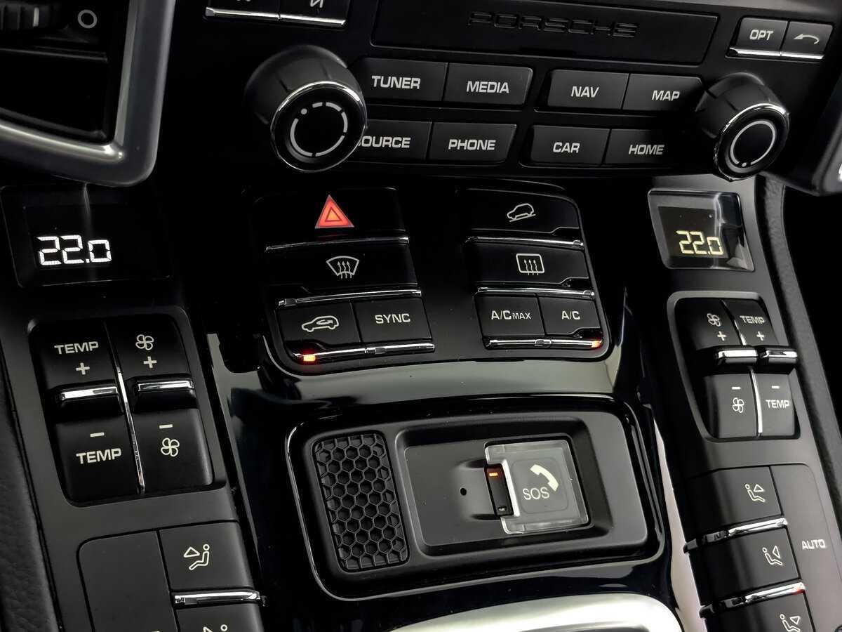 Купить Porsche Cayenne с пробегом. Фото: #22