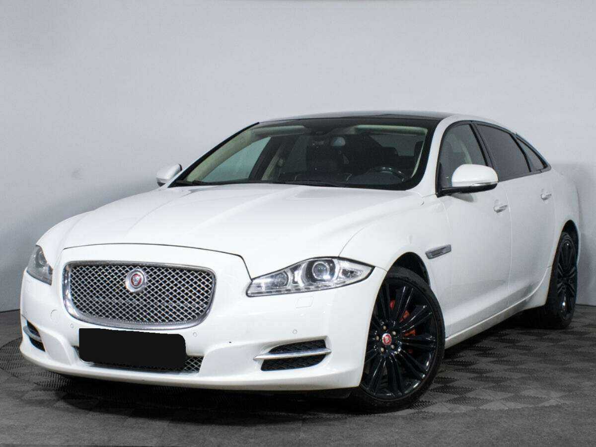 Купить Jaguar XJ с пробегом. Фото: #0