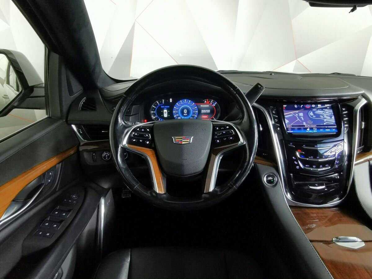 Купить Cadillac Escalade с пробегом. Фото: #12