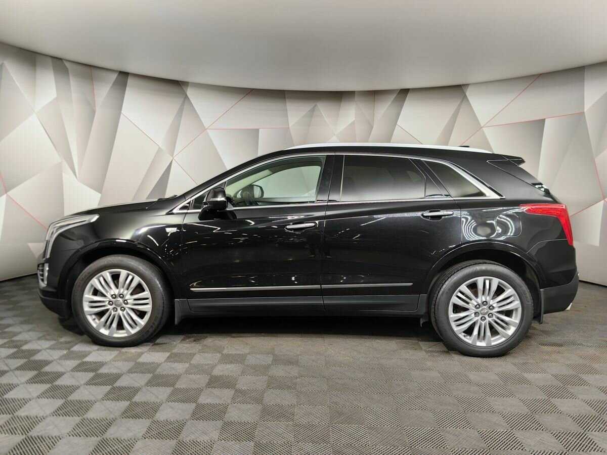 Купить Cadillac XT5 с пробегом. Фото: #4