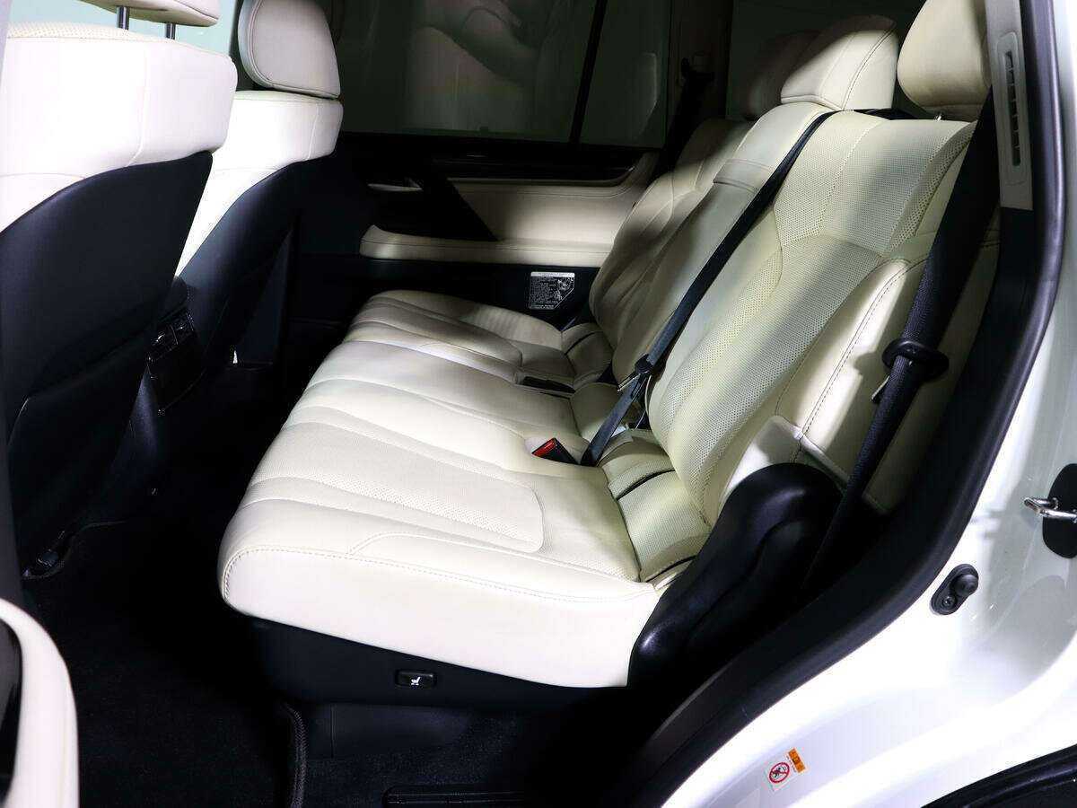 Купить Lexus LX с пробегом. Фото: #8