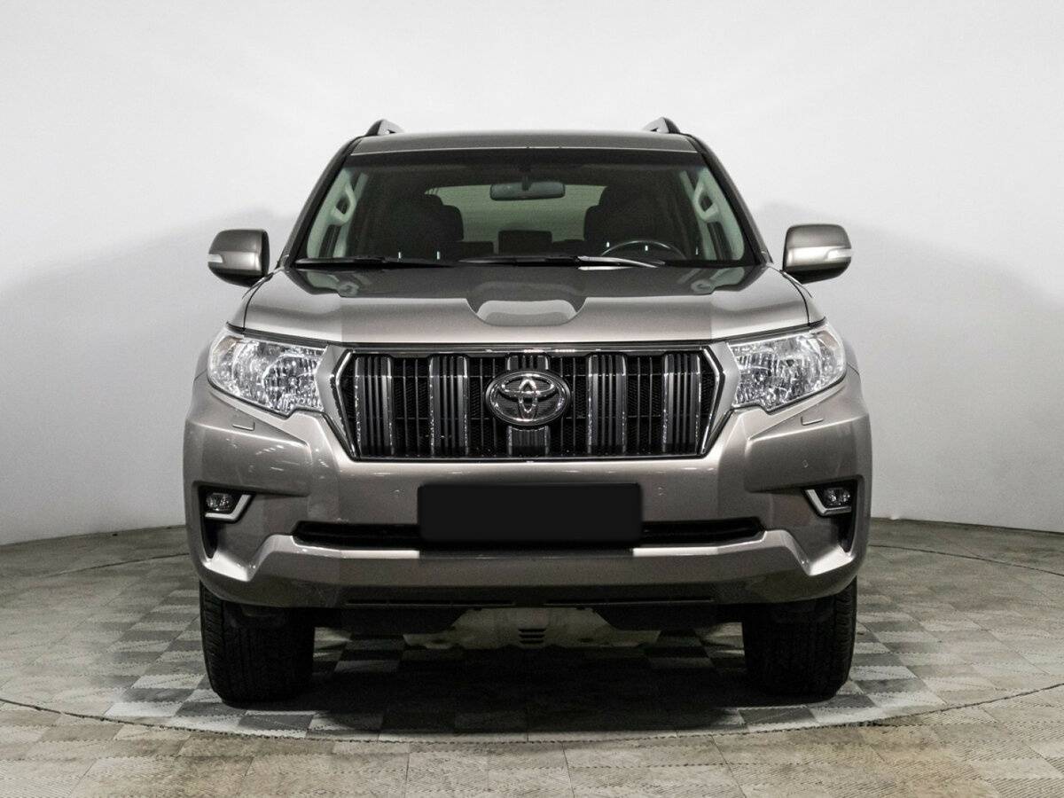 Купить Toyota Land Cruiser Prado с пробегом. Фото: #1