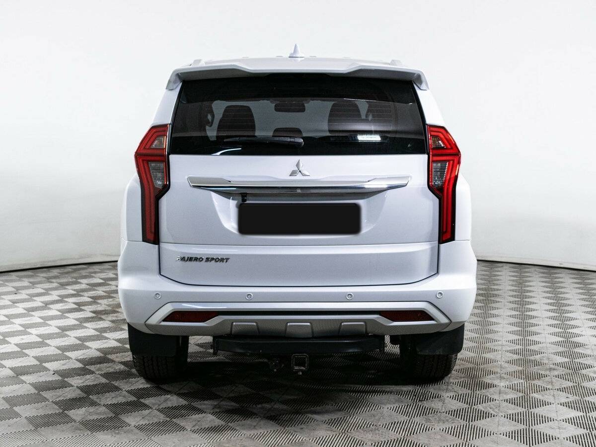 Купить Mitsubishi Pajero Sport с пробегом. Фото: #4