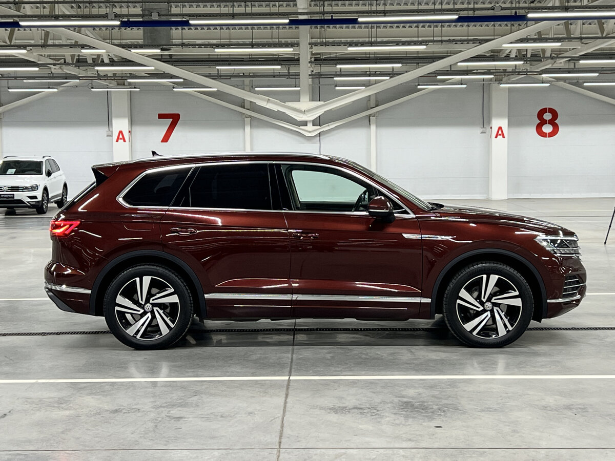 Купить Volkswagen Touareg с пробегом. Фото: #3
