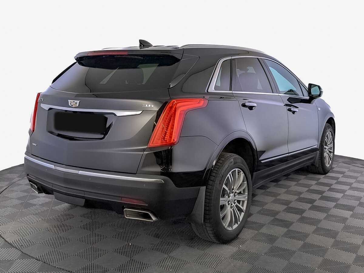 Купить Cadillac XT5 с пробегом. Фото: #4