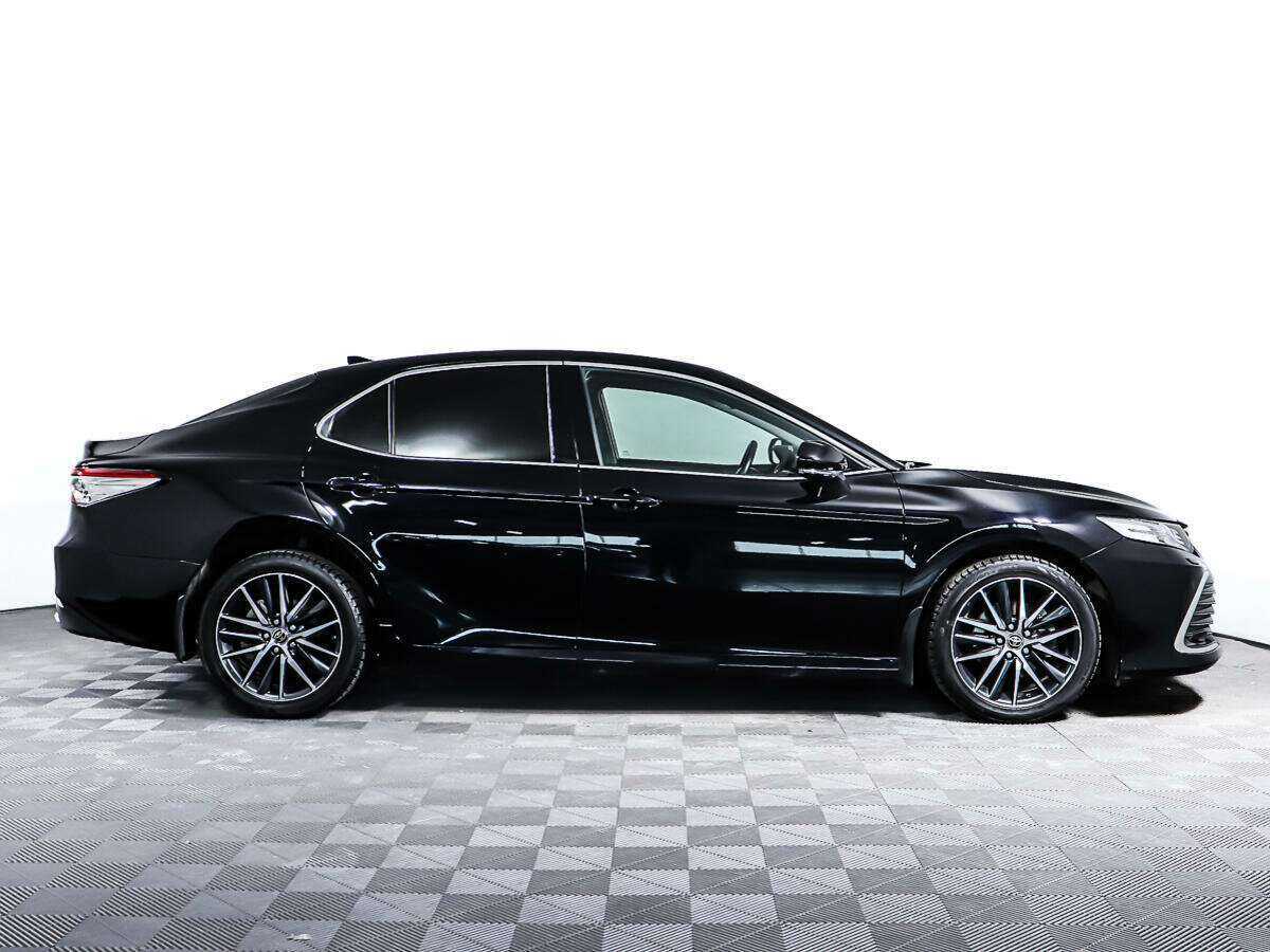 Купить Toyota Camry с пробегом. Фото: #2