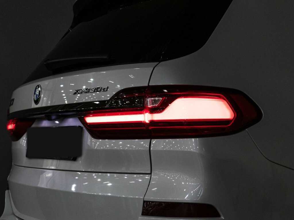 Купить BMW X7 с пробегом. Фото: #36