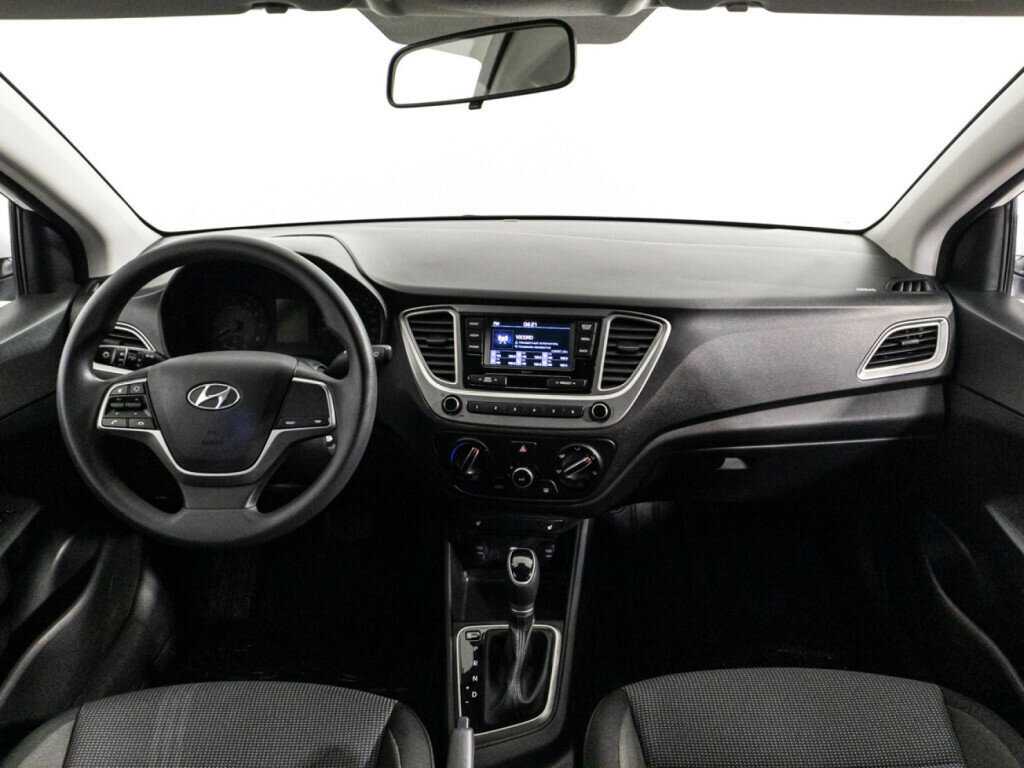 Купить Hyundai Solaris с пробегом. Фото: #12