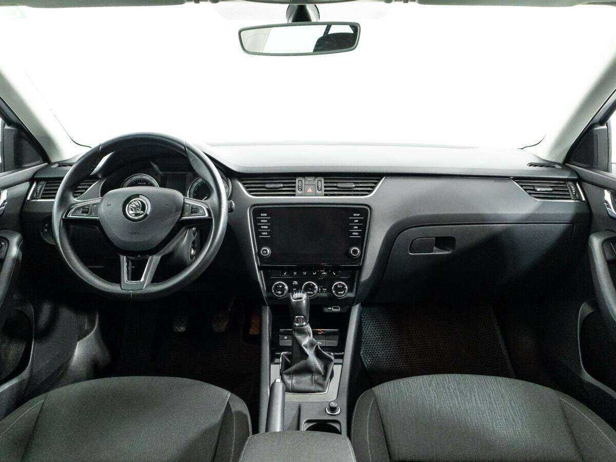 Купить Skoda Octavia с пробегом. Фото: #12
