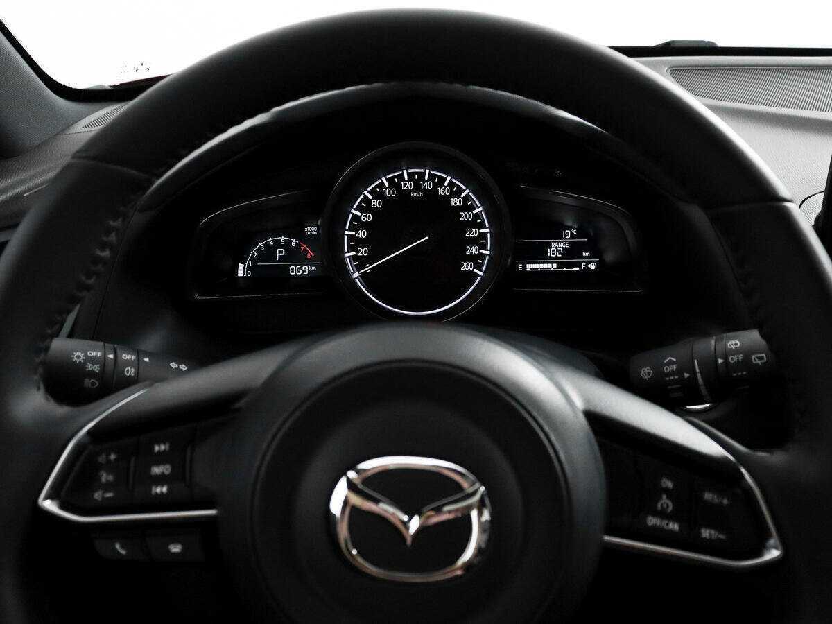 Купить Mazda CX-4 с пробегом. Фото: #17