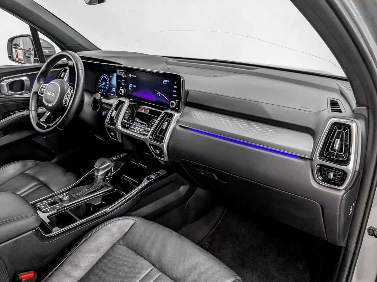 Купить Kia Sorento с пробегом. Фото: #10