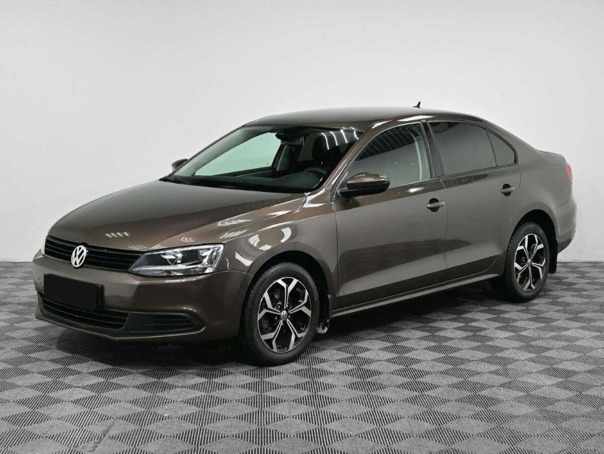 Купить Volkswagen Jetta с пробегом. Посмотреть фото