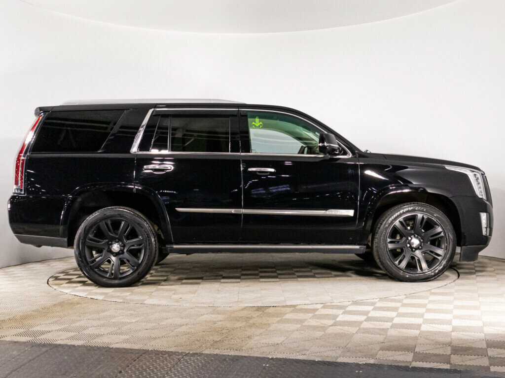 Купить Cadillac Escalade с пробегом. Фото: #3