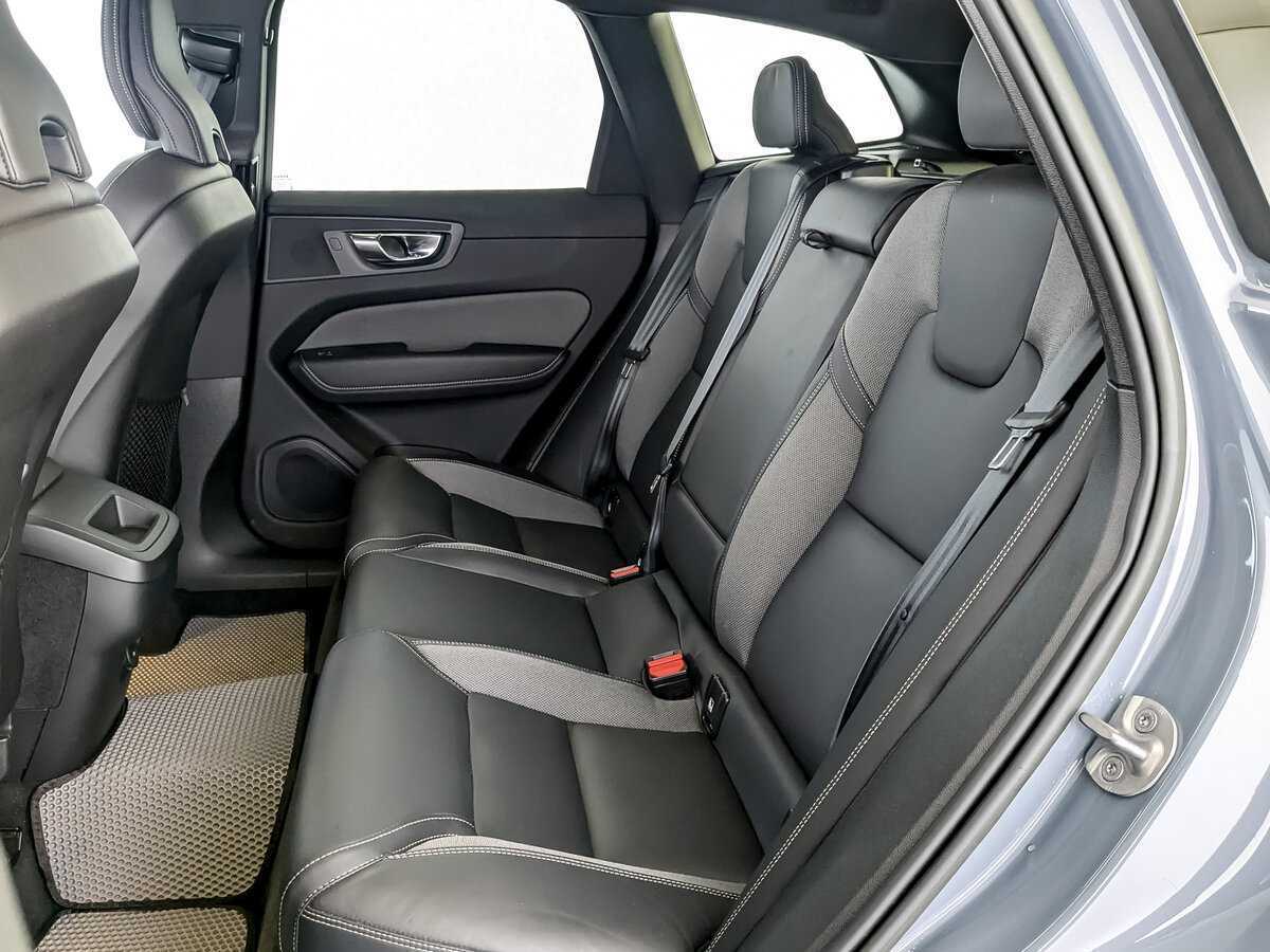 Купить Volvo XC60 с пробегом. Фото: #11