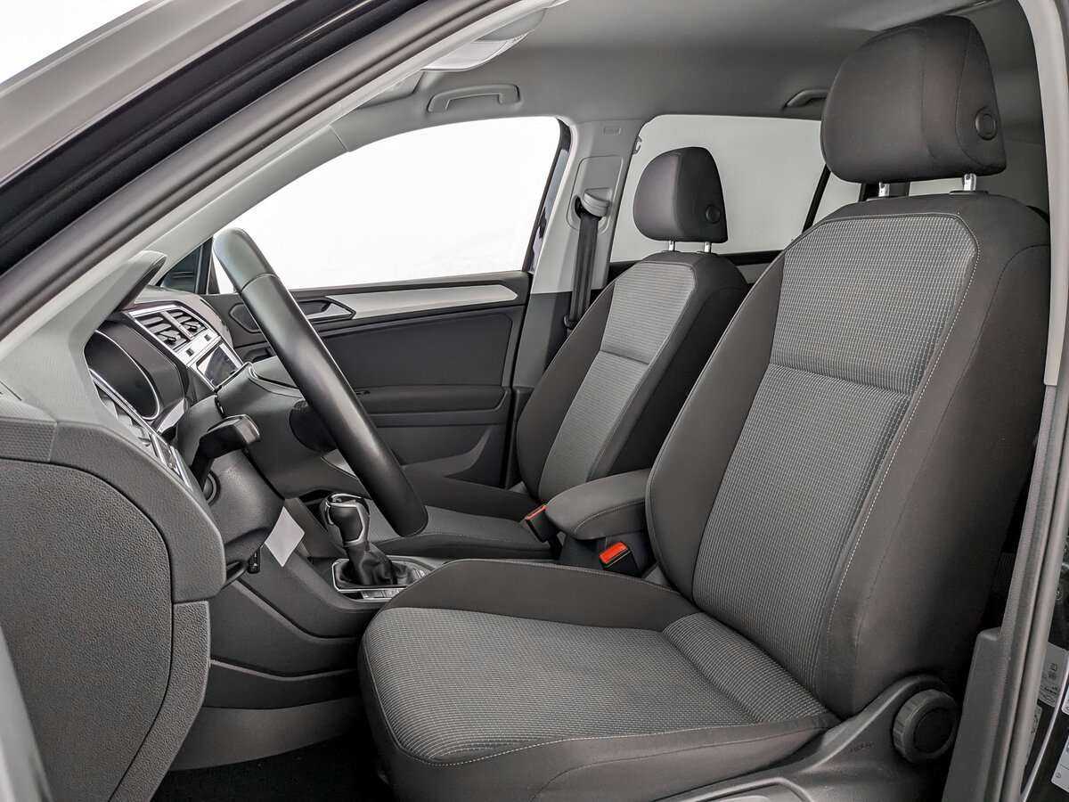 Купить Volkswagen Tiguan с пробегом. Фото: #15