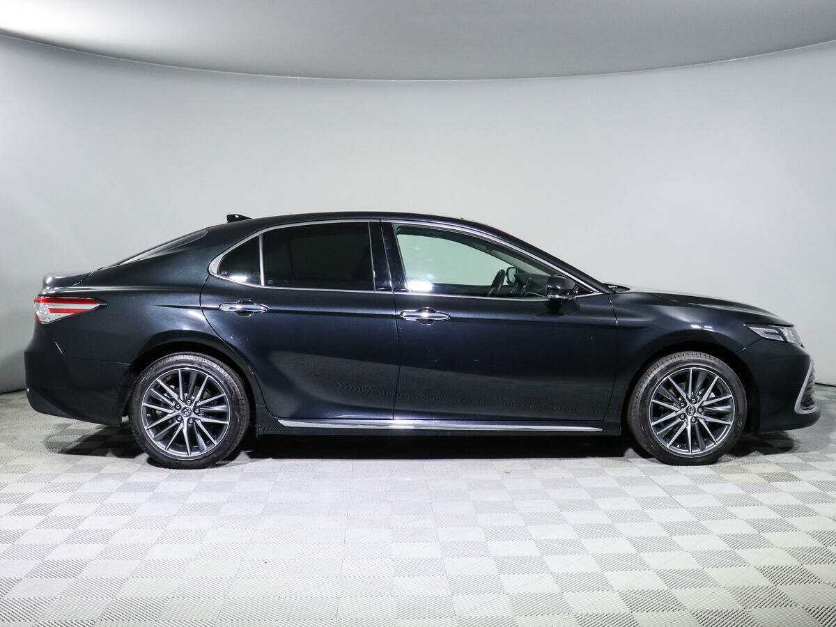 Купить Toyota Camry с пробегом. Фото: #3