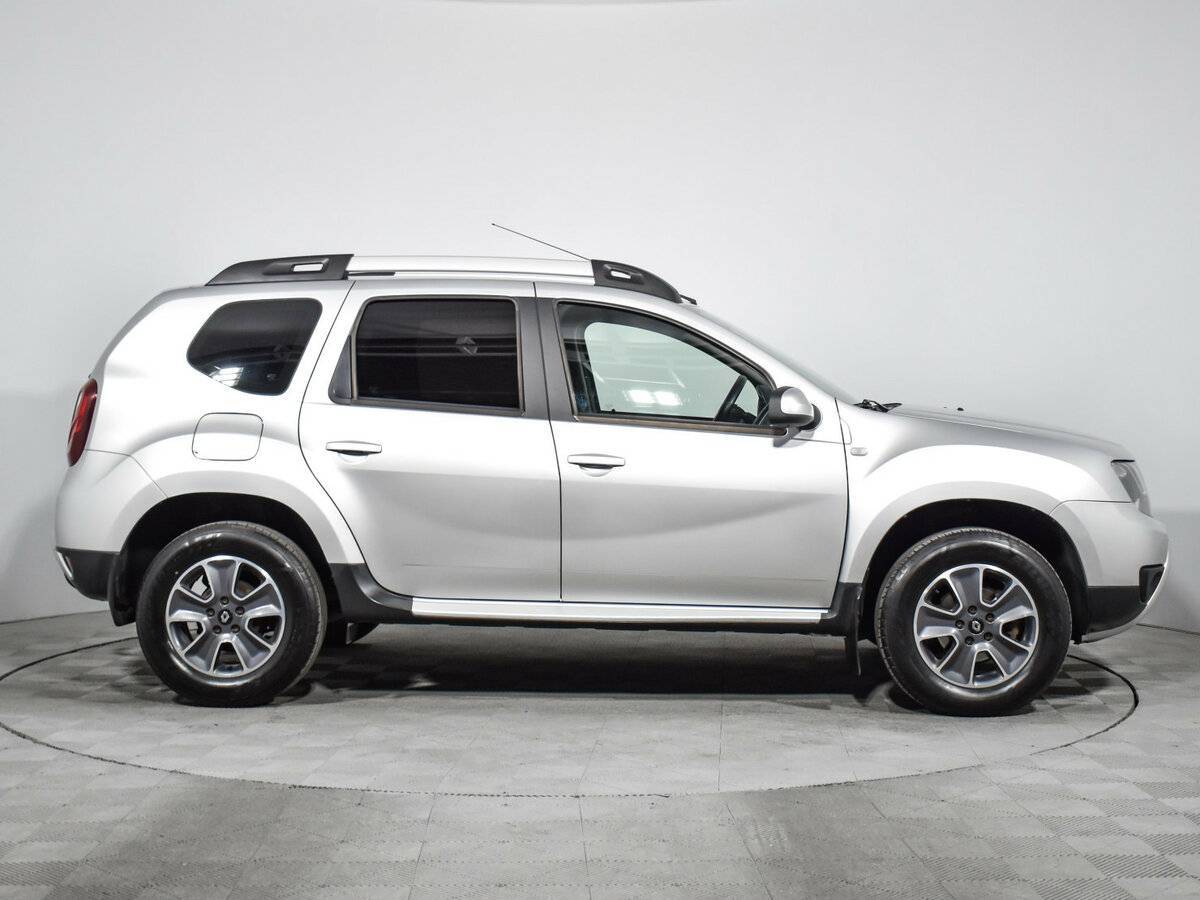 Купить Renault Duster с пробегом. Фото: #3