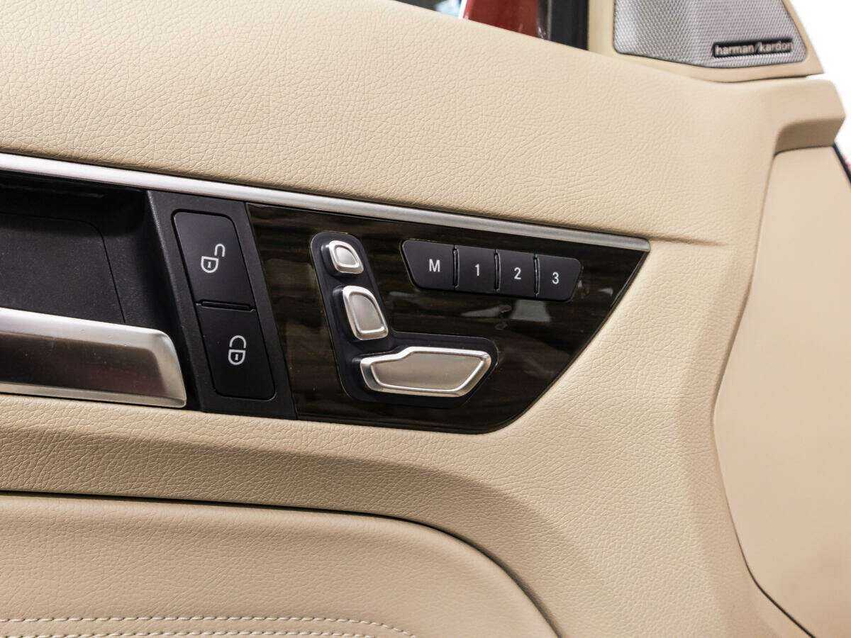 Купить Mercedes-Benz E-Класс с пробегом. Фото: #14