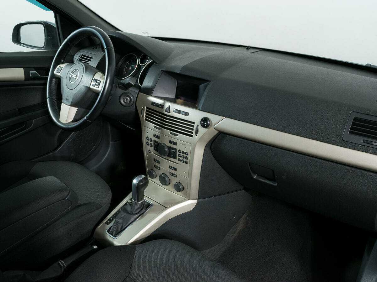 Купить Opel Astra с пробегом. Фото: #9