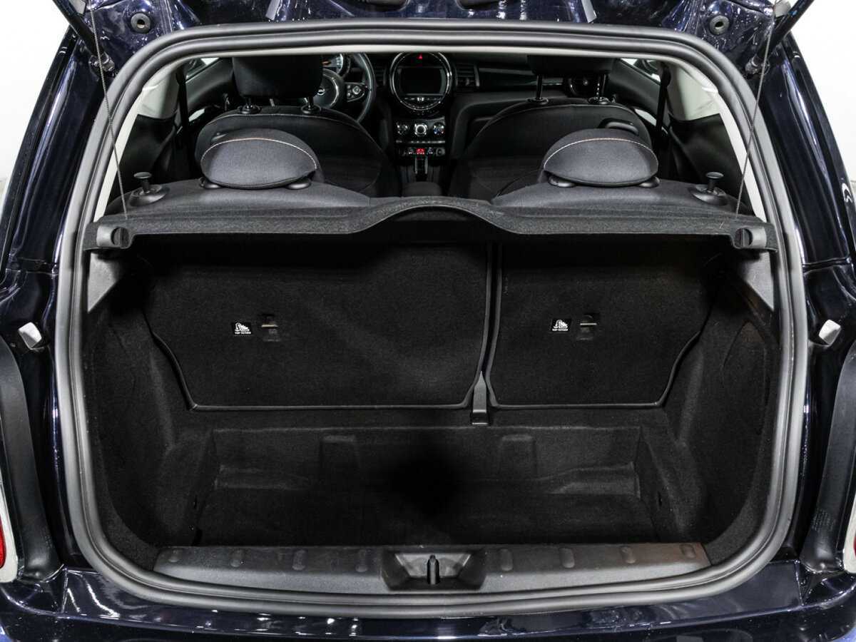 Купить Mini Hatch с пробегом. Фото: #14