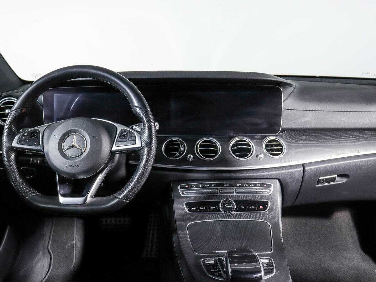 Купить Mercedes-Benz E-Класс с пробегом. Фото: #11