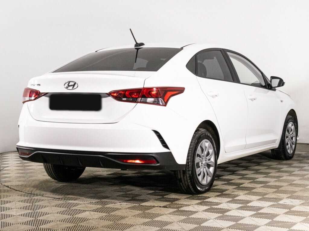 Купить Hyundai Solaris с пробегом. Фото: #4