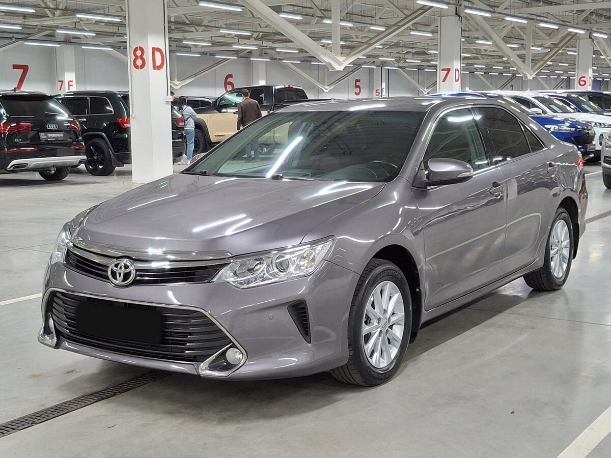 Купить Toyota Camry с пробегом. Посмотреть фото