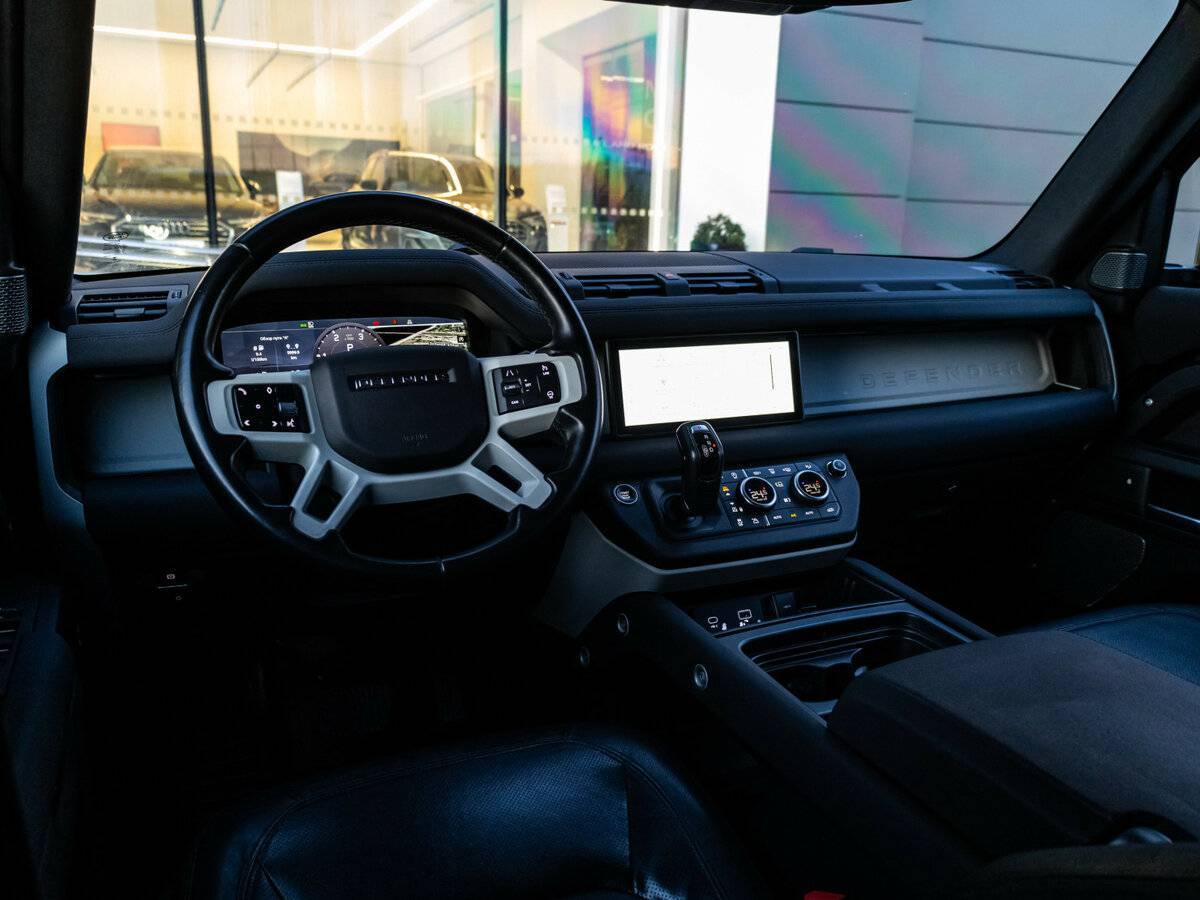 Купить Land Rover Defender с пробегом. Фото: #10