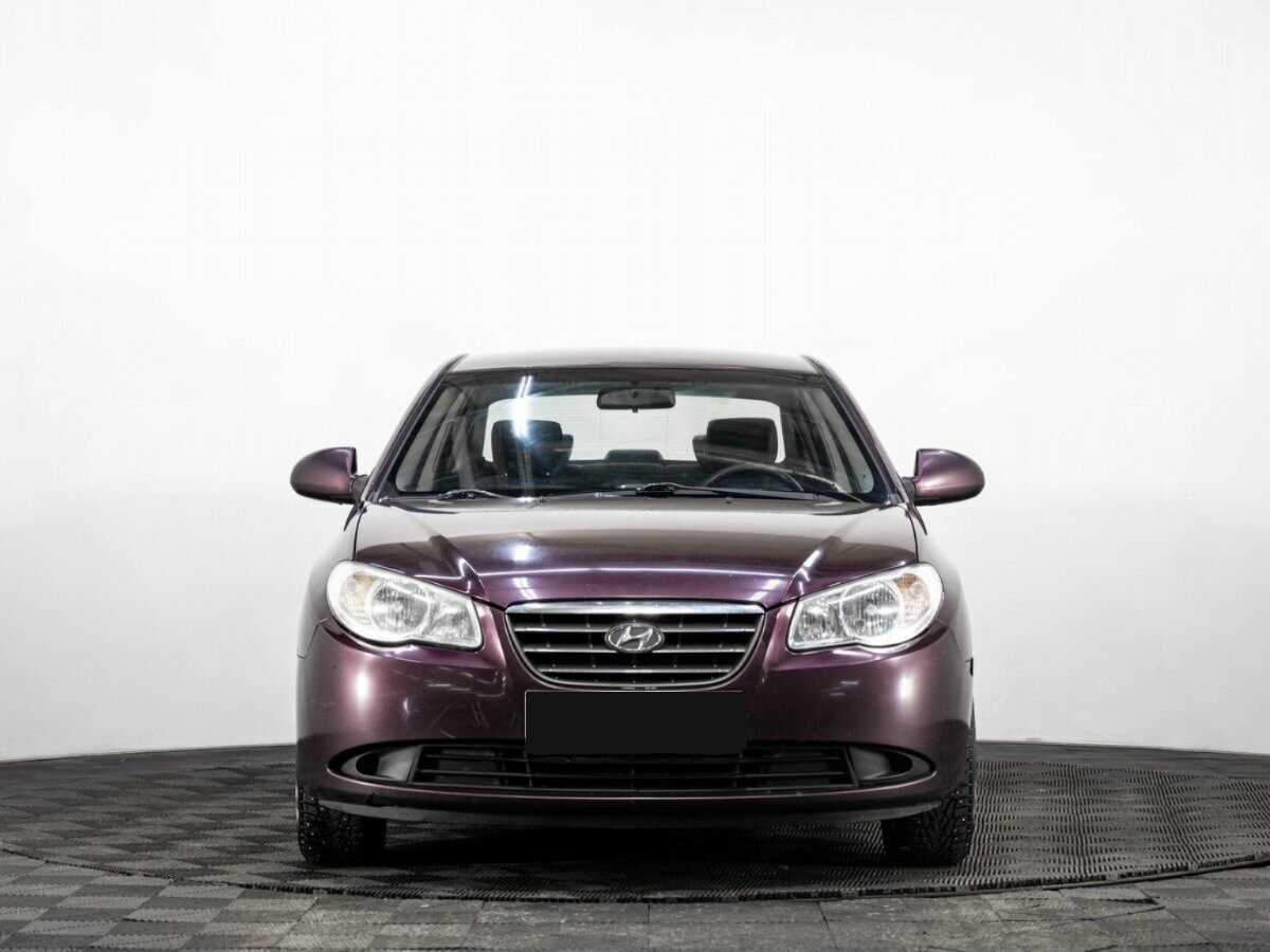 Купить Hyundai Elantra с пробегом. Фото: #1