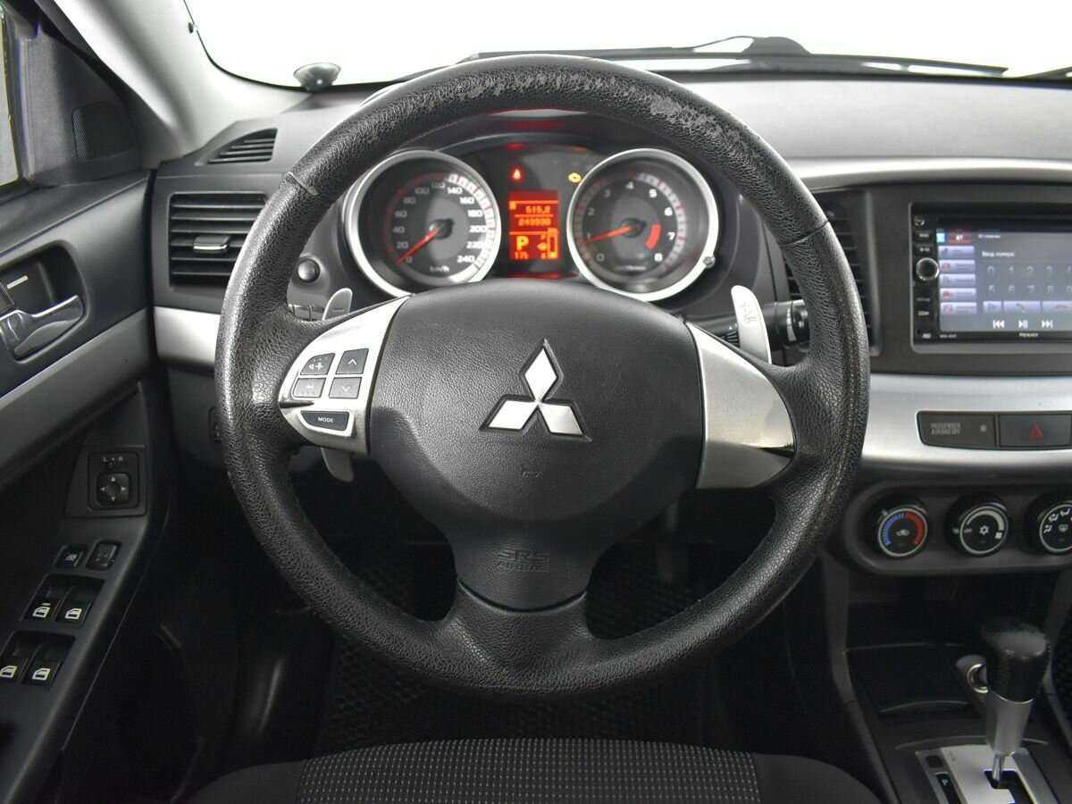 Купить Mitsubishi Lancer с пробегом. Фото: #10