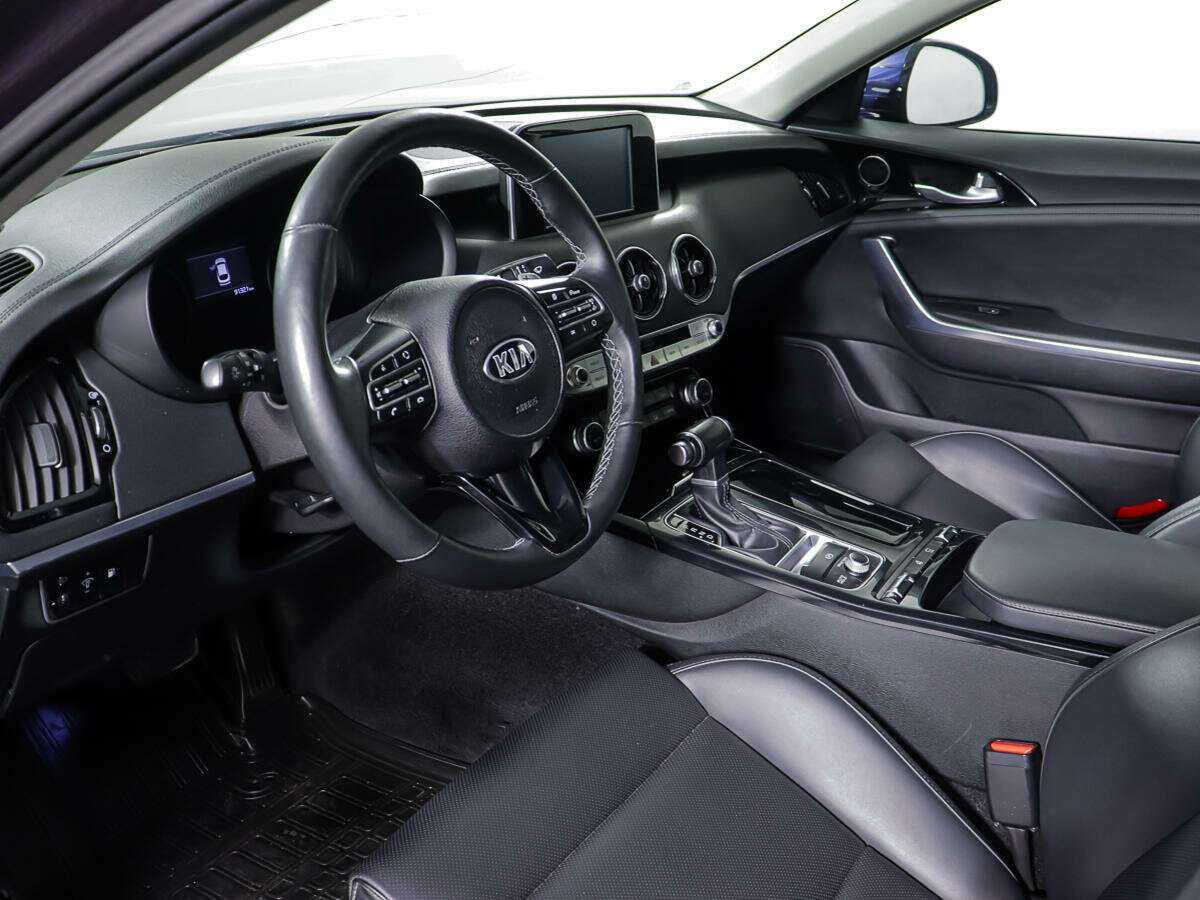 Купить Kia Stinger с пробегом. Фото: #14