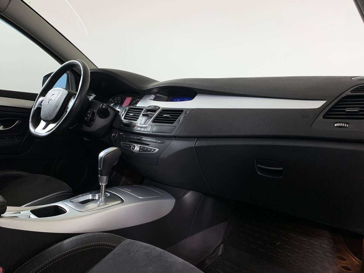 Купить Renault Laguna с пробегом. Фото: #11