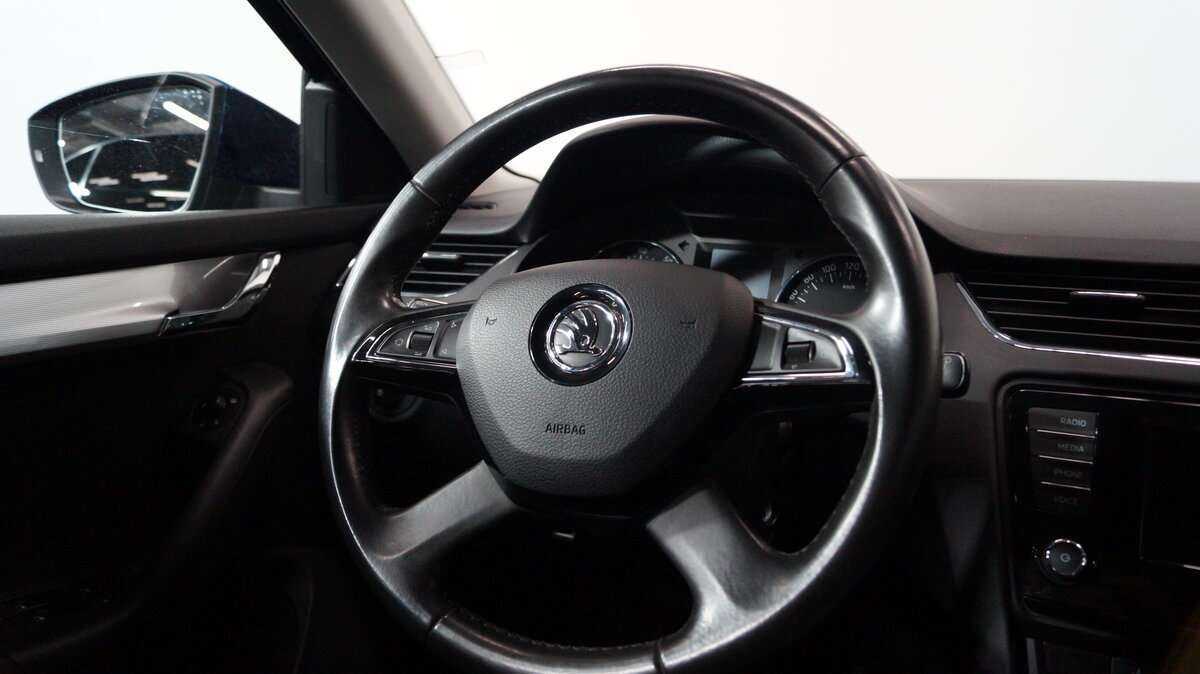 Купить Skoda Octavia с пробегом. Фото: #14
