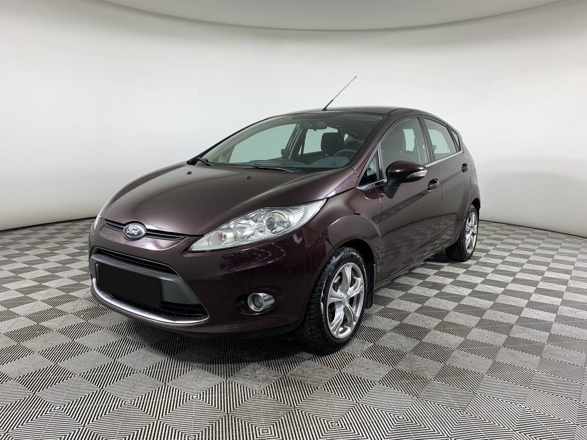 Купить Ford Fiesta с пробегом. Посмотреть фото