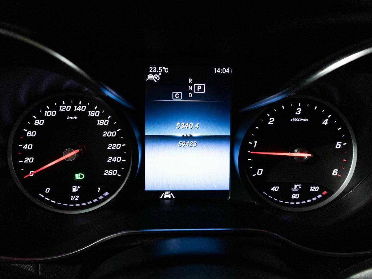 Купить Mercedes-Benz GLC с пробегом. Фото: #11