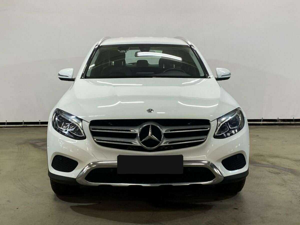 Купить Mercedes-Benz GLC с пробегом. Фото: #1