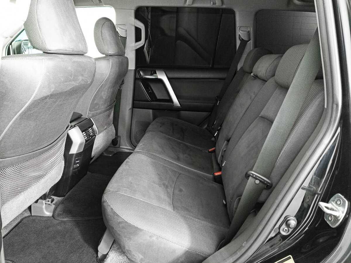 Купить Toyota Land Cruiser Prado с пробегом. Фото: #11