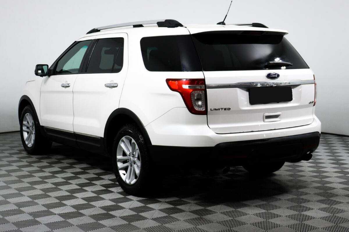 Купить Ford Explorer с пробегом. Фото: #6